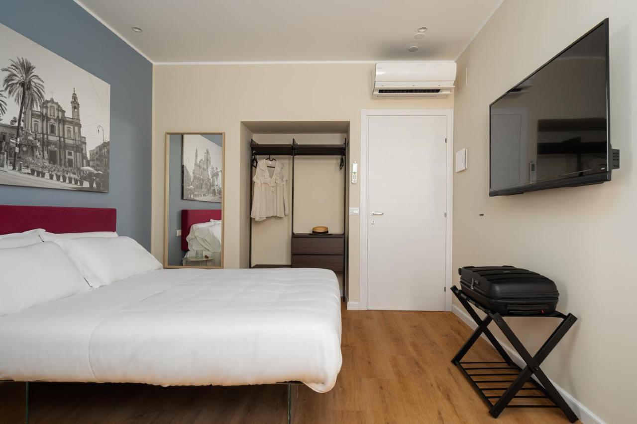 Attico 37 - Comfort Room Con Terrazza Privata Palermo Eksteriør billede