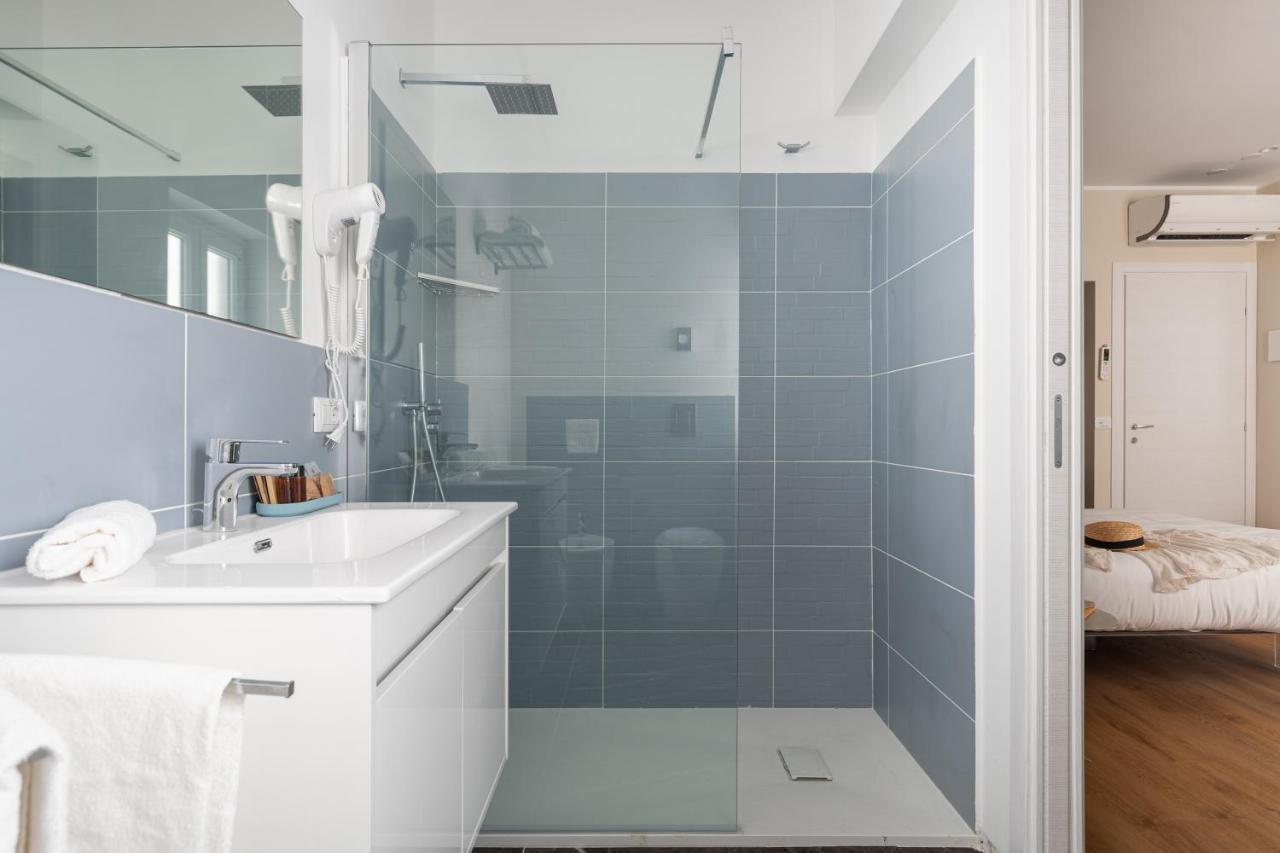 Attico 37 - Comfort Room Con Terrazza Privata Palermo Eksteriør billede
